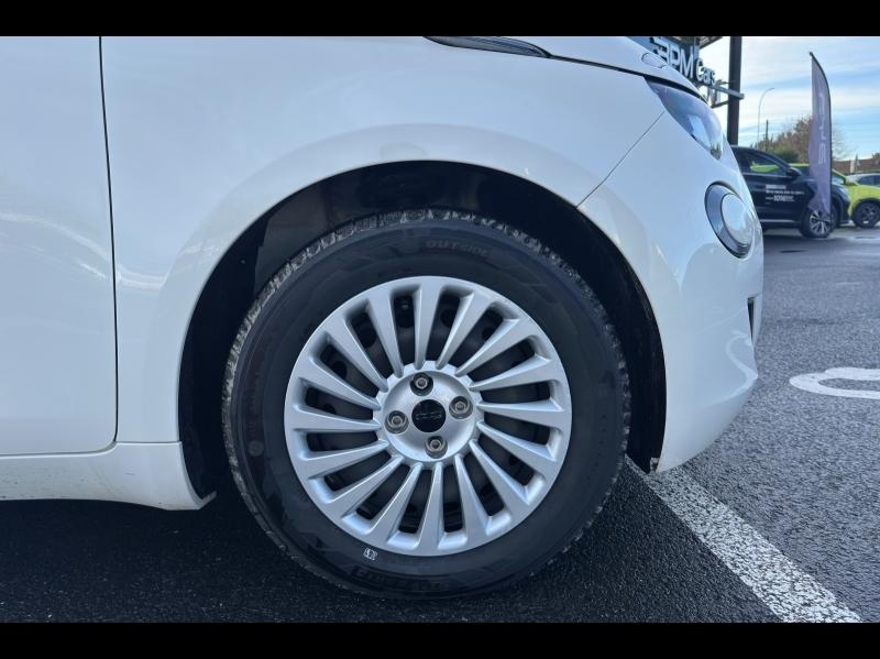 Image FIAT 500 e 95ch Action