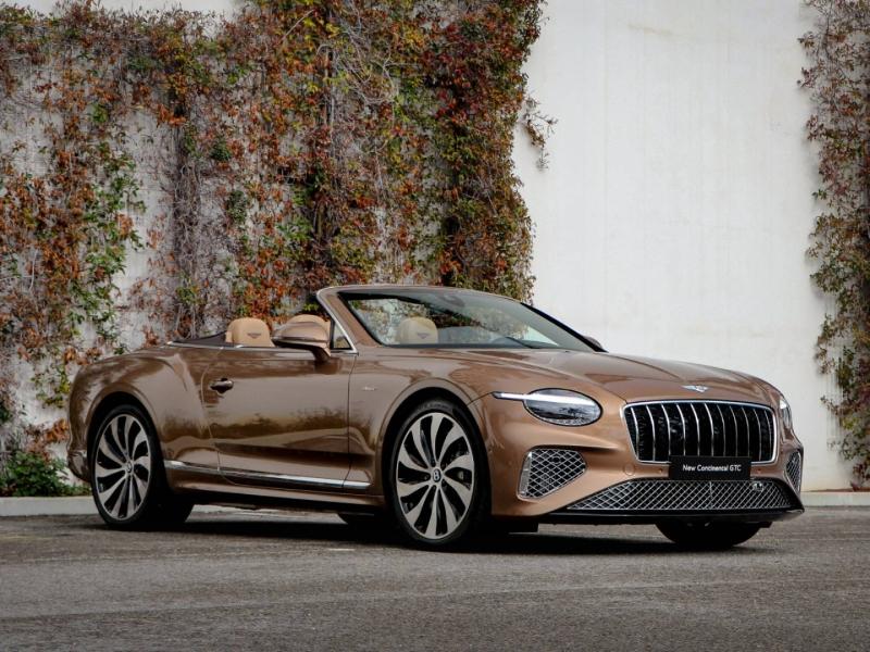 Image BENTLEY CONTINENTAL GTC Azure V8 Hybrid 4.0 680ch
