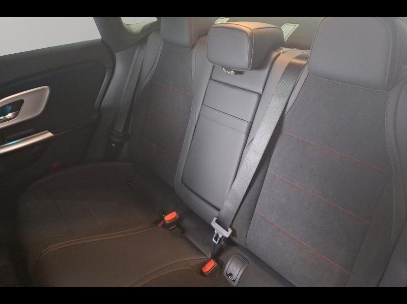 Image MERCEDES-BENZ CLA 200 183ch AMG Line 8G-eDCT