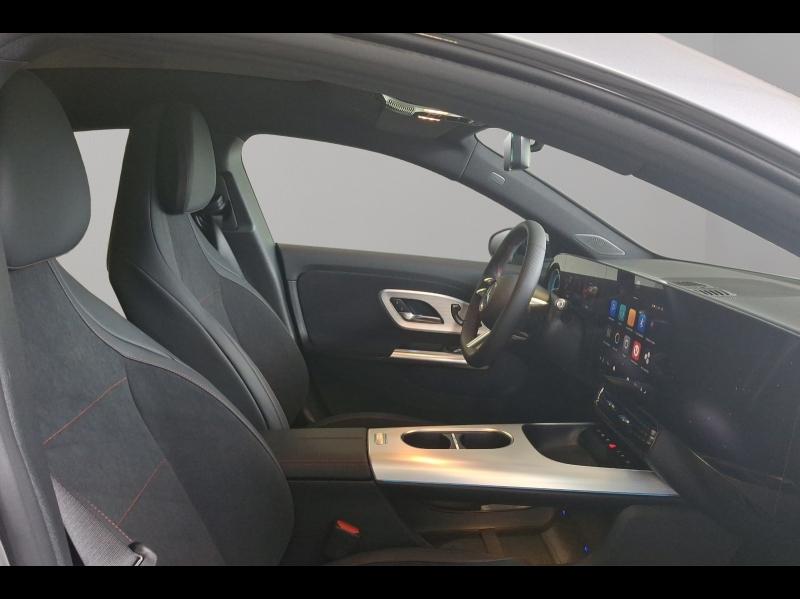 Image MERCEDES-BENZ CLA 200 183ch AMG Line 8G-eDCT