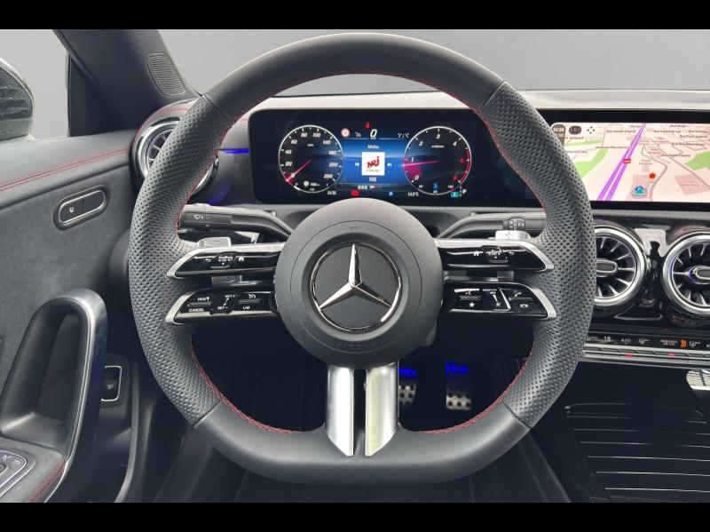 Image MERCEDES-BENZ CLA 200 d 150ch AMG Line 8G-DCT