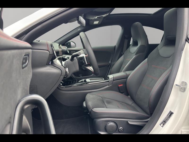 Image MERCEDES-BENZ CLA 200 d 150ch AMG Line 8G-DCT