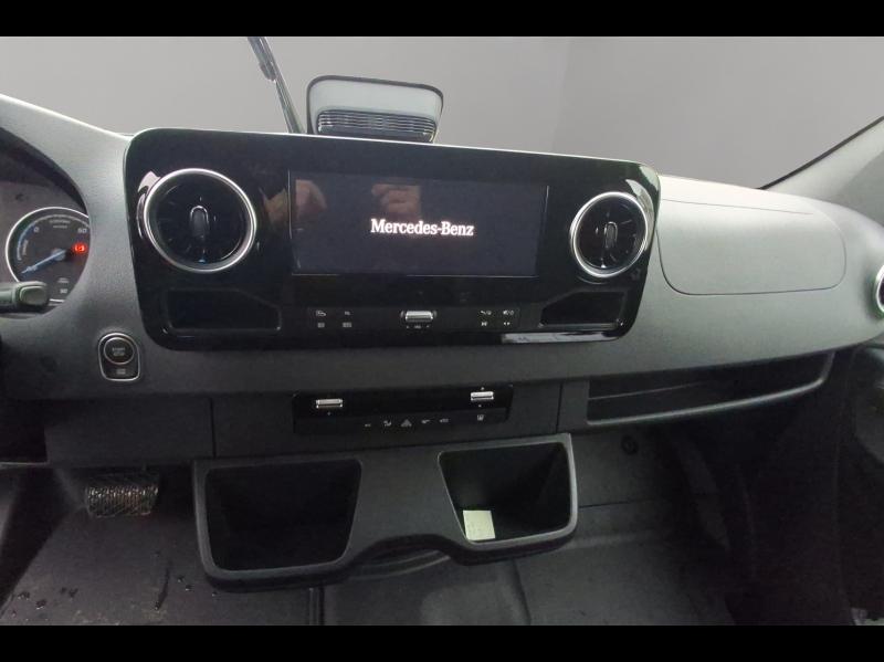 Image MERCEDES-BENZ Sprinter Fg 320 eSprinter 43 3T5 Pro