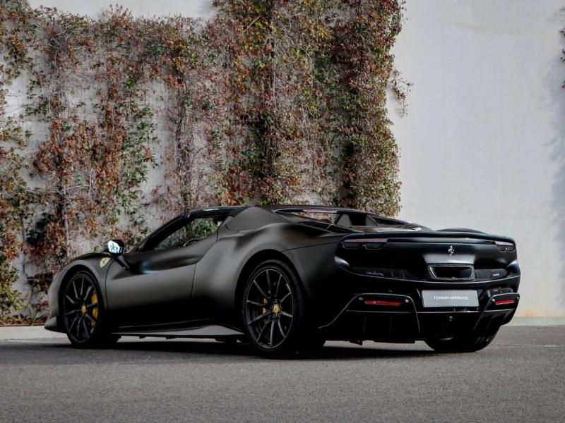 Image FERRARI 296 GTS