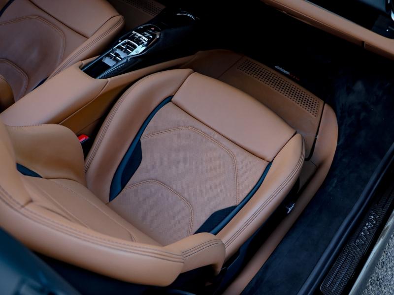 Image FERRARI 296 GTS