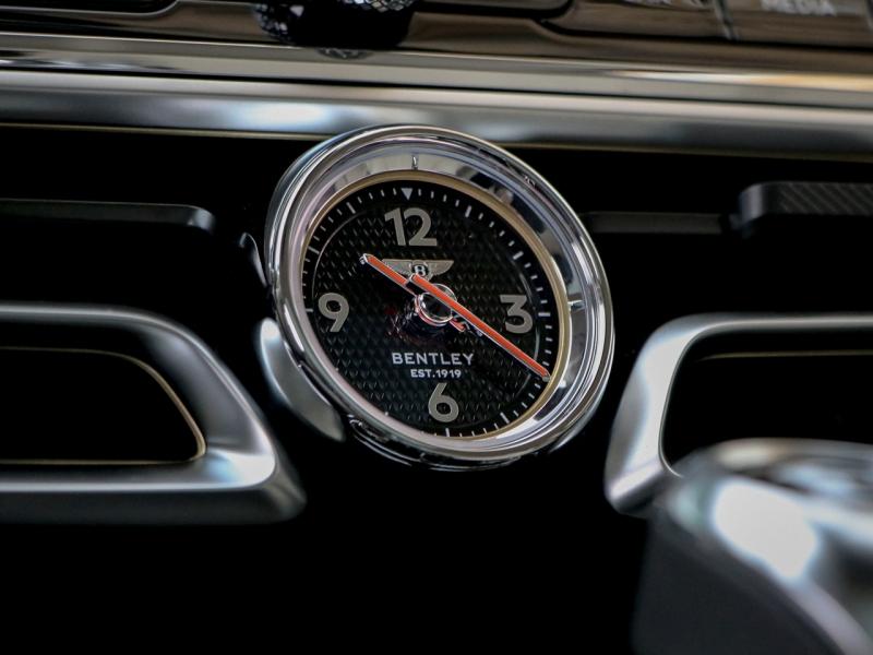 Image BENTLEY Flying Spur V8 Hybrid 4.0 680ch