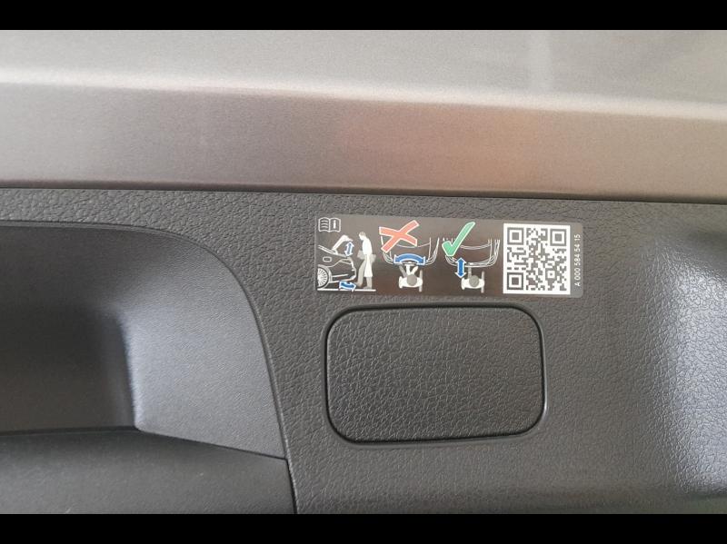 Image MERCEDES-BENZ CLA Shooting Brake 250 e Hybrid EQ 218ch AMG Line 8G-DCT