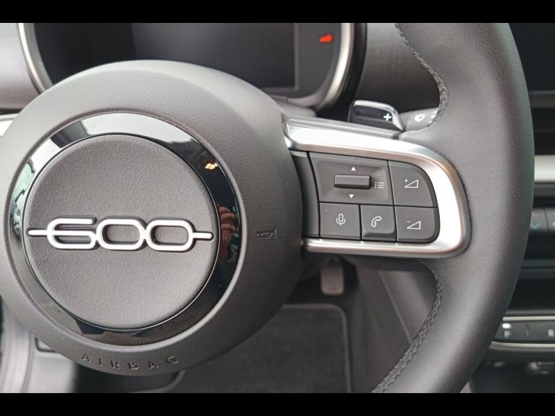Image FIAT 600 1.2 Hybrid 100ch Pack Confort DCT6