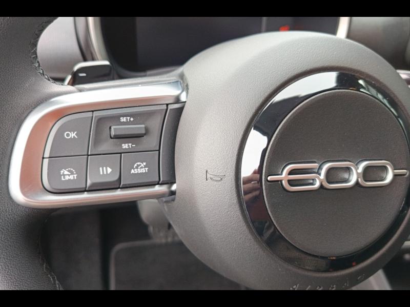 Image FIAT 600 1.2 Hybrid 100ch Pack Confort DCT6