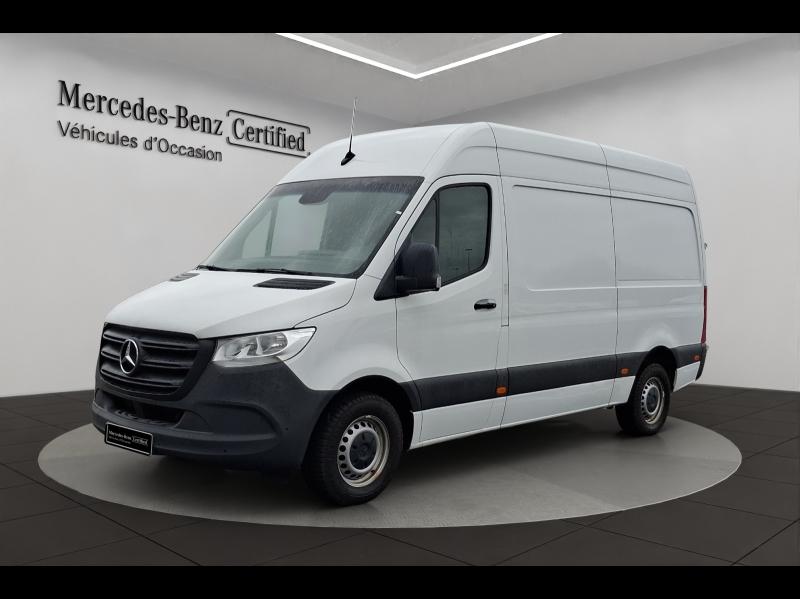 Photo MERCEDES-BENZ Sprinter Fg 317 CDI 37 3T5 Pro PTRA 7T Propulsion  9G-Tronic