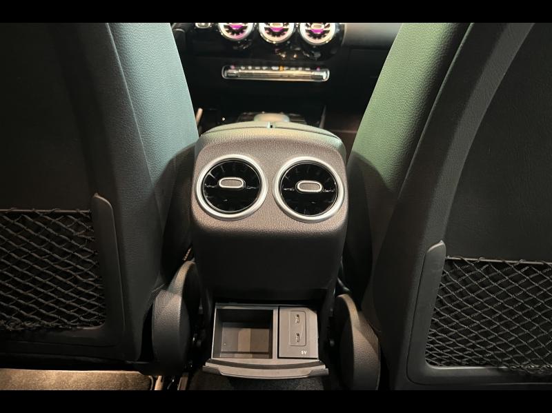 Image MERCEDES-BENZ Classe A 180 d 116ch AMG Line 7G-DCT