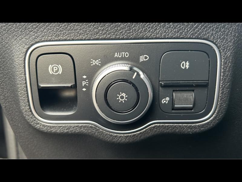 Image MERCEDES-BENZ GLB 200 d 150ch AMG Line 8G-DCT