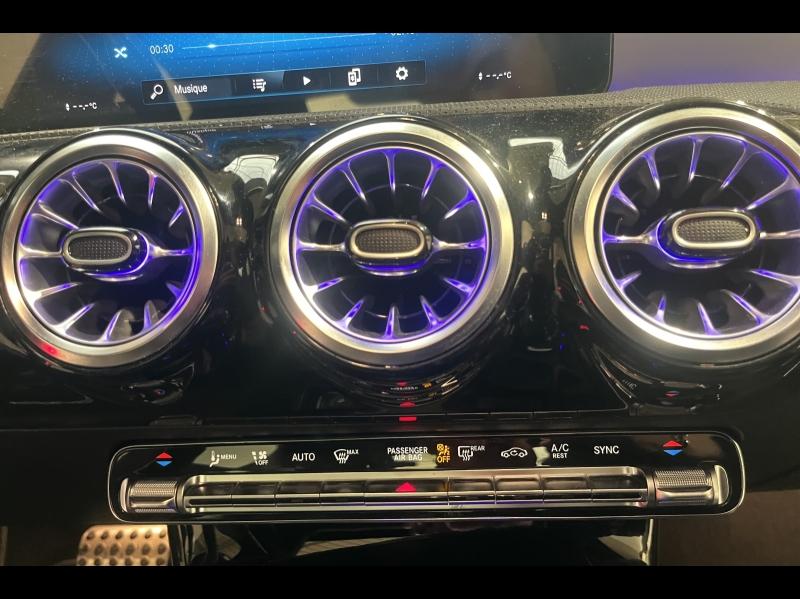 Image MERCEDES-BENZ CLA 200 d 150ch AMG Line 8G-DCT 8cv