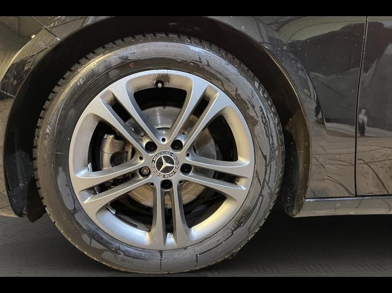 Image MERCEDES-BENZ Classe A 180 d 116ch Style Line 7G-DCT