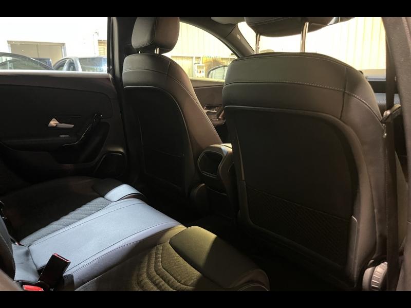 Image MERCEDES-BENZ Classe A 180 d 116ch Style Line 7G-DCT