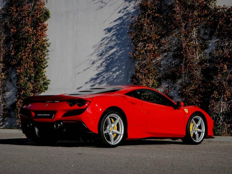 Image FERRARI F8 TRIBUTO