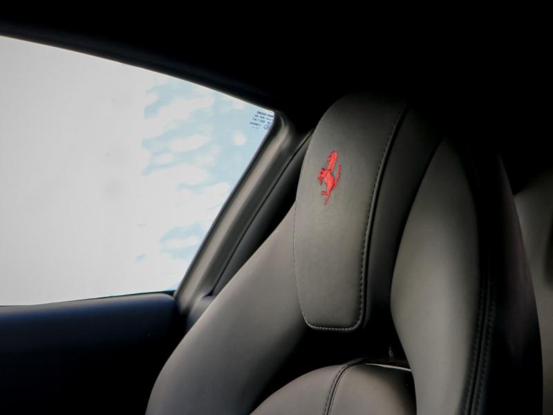 Image FERRARI F8 TRIBUTO