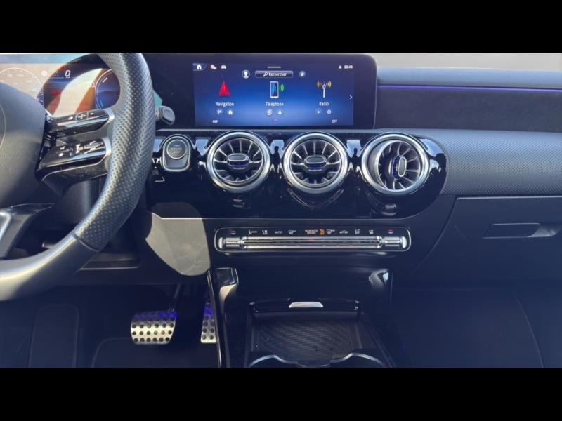 Image MERCEDES-BENZ Classe A 250 e Hybrid EQ 163+109ch AMG Line 8G-DCT