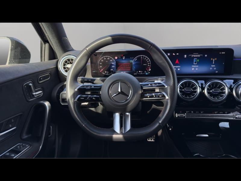 Image MERCEDES-BENZ Classe A 250 e Hybrid EQ 163+109ch AMG Line 8G-DCT