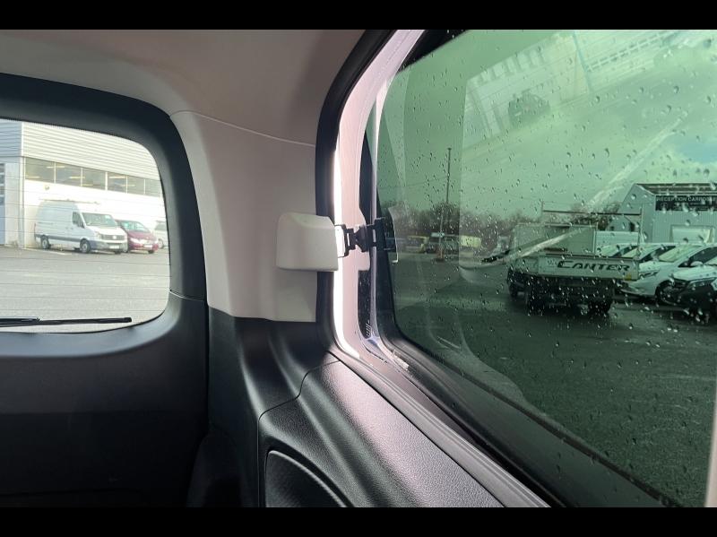 Image MERCEDES-BENZ Vito Fg 119 CDI Mixto Compact Select E6 Propulsion