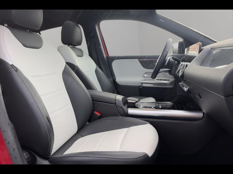 Image MERCEDES-BENZ GLA 220 d 190ch 4Matic AMG Line 8G-DCT