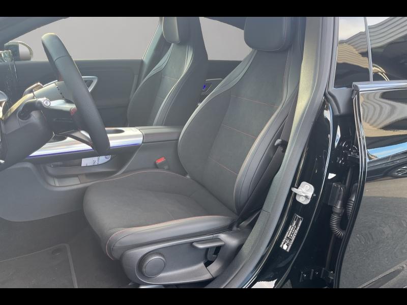 Image MERCEDES-BENZ CLA 200 163ch + 30ch AMG Line 8G-eDCT