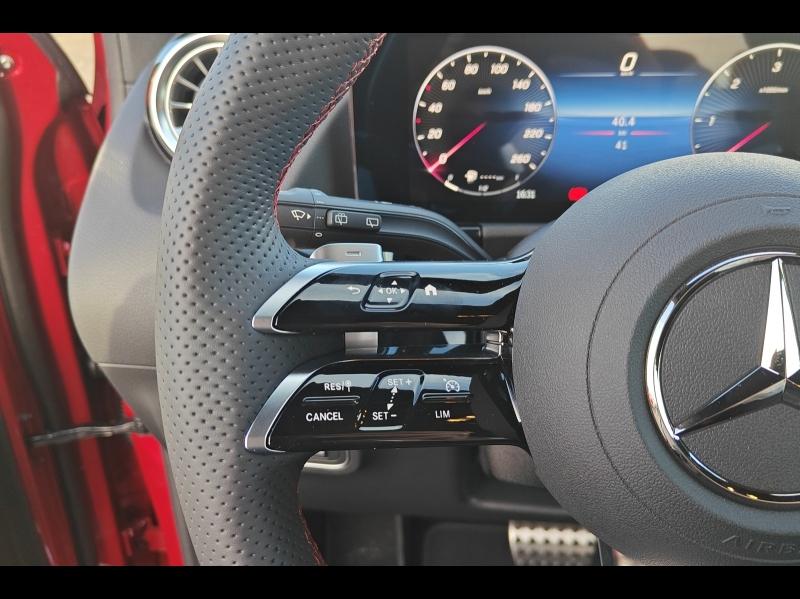 Image MERCEDES-BENZ GLA 180 d 116ch AMG Line 8G-DCT