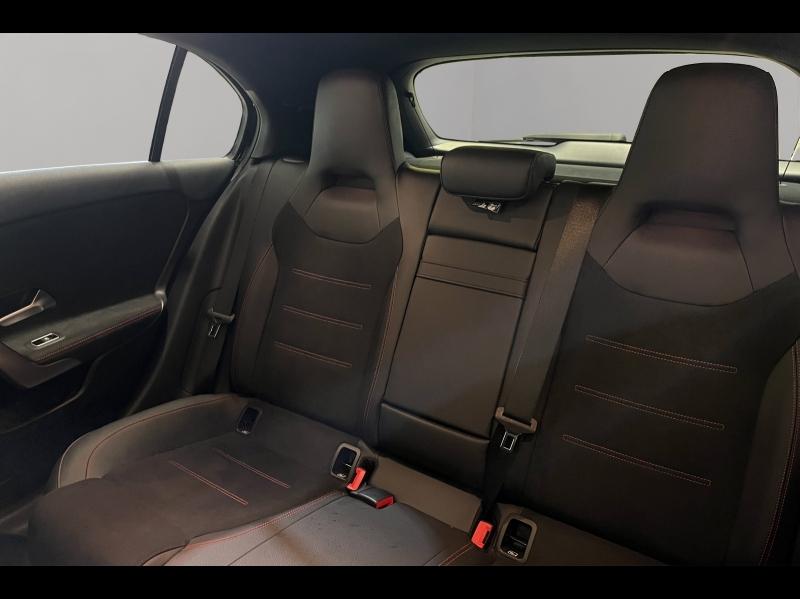 Image MERCEDES-BENZ Classe A 200 163ch AMG Line 7G-DCT 9cv
