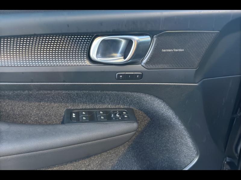 Image VOLVO XC40 B3 163ch Ultimate Dark DCT 7