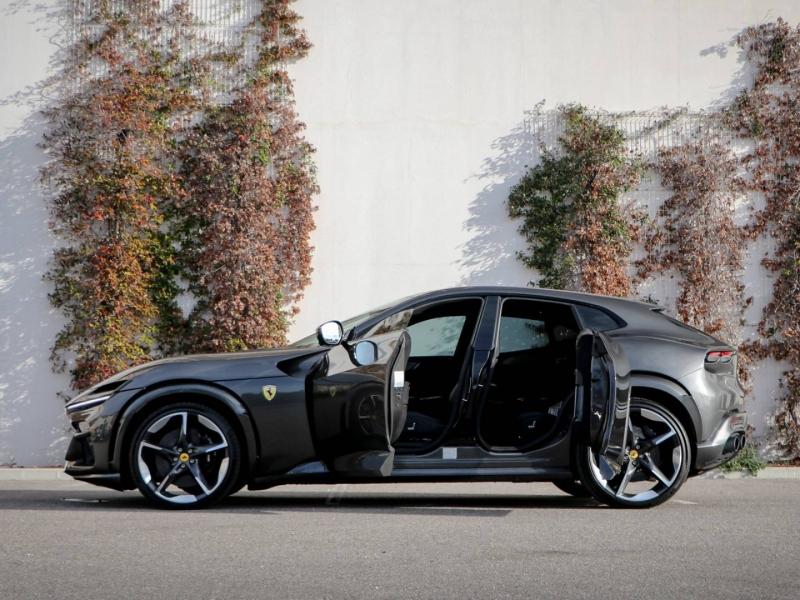 Image FERRARI PUROSANGUE -