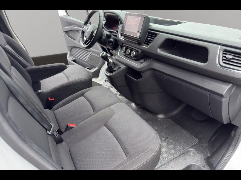 Image RENAULT Trafic Fg L2H1 3T 2.0 Blue dCi 130ch Grand Confort