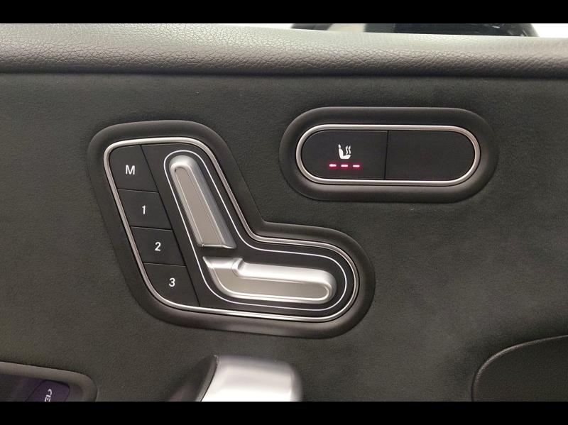 Image MERCEDES-BENZ Classe A Berline 180 d 116ch AMG Line 8G-DCT