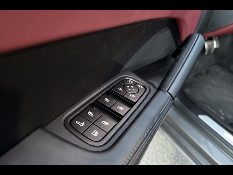 Image PORSCHE Cayenne Coupé 3.0 V6 470ch E-Hybrid