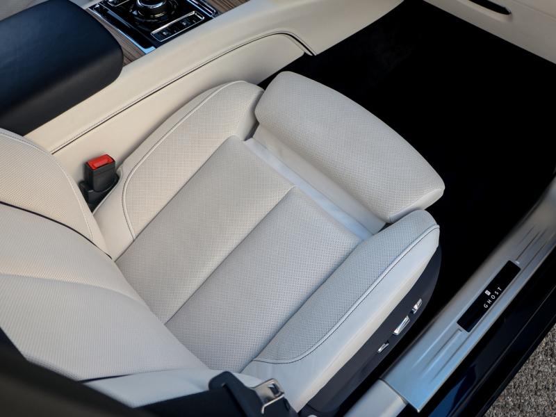 Image ROLLS-ROYCE Ghost V12 6.6 571ch