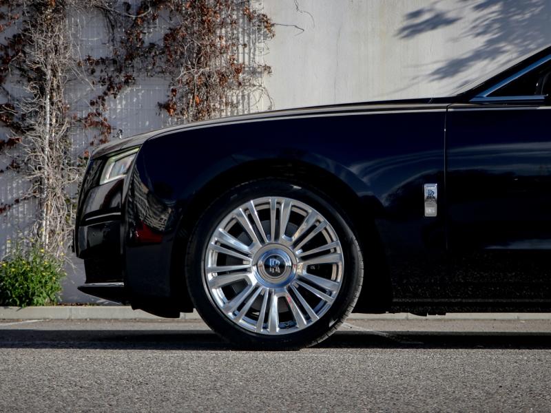 Image ROLLS-ROYCE Ghost V12 6.6 571ch