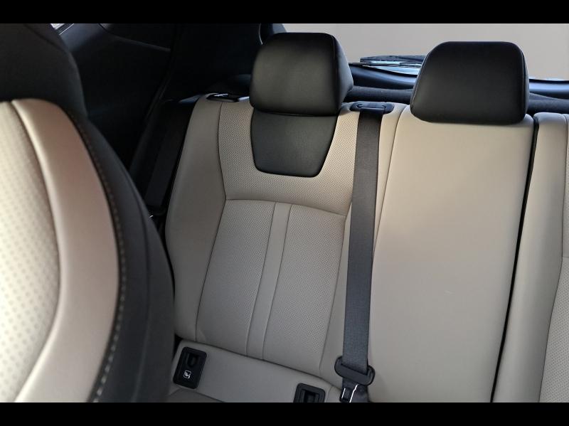 Image TOYOTA C-HR 122h Dynamic 2WD E-CVT