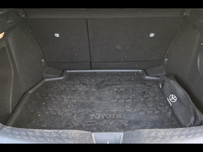 Image TOYOTA C-HR 122h Dynamic 2WD E-CVT