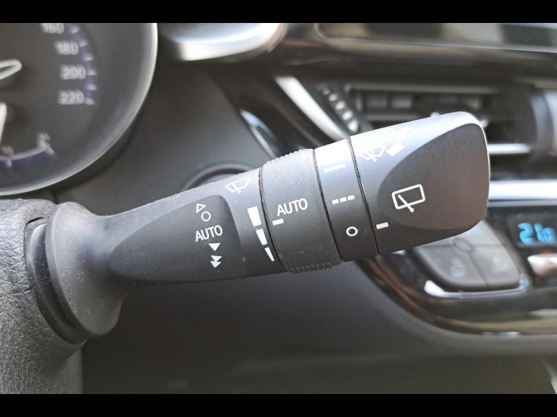 Image TOYOTA C-HR 122h Dynamic 2WD E-CVT