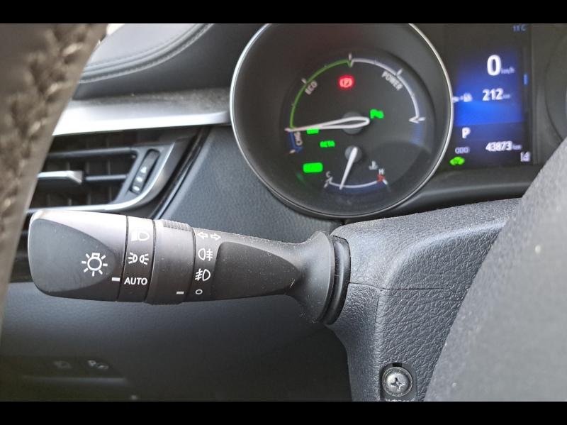 Image TOYOTA C-HR 122h Dynamic 2WD E-CVT