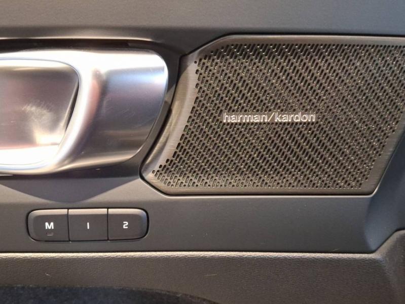 Image VOLVO XC40 B3 163ch Black Edition DCT 7