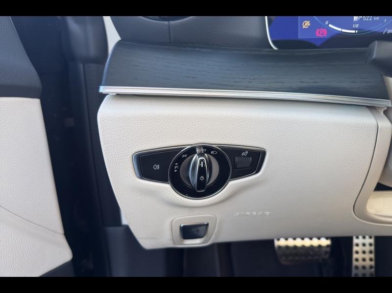 Image MERCEDES-BENZ Classe E Cabriolet 220 d 194ch AMG Line 9G-Tronic