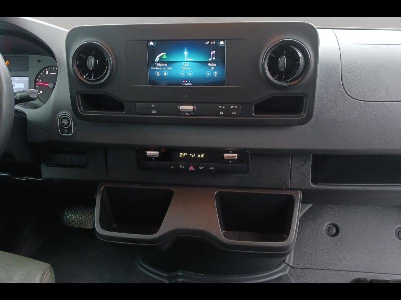 Image MERCEDES-BENZ Sprinter CCb 517 CDI 37 3T5 Propulsion 9G-Tronic Benne + coffre