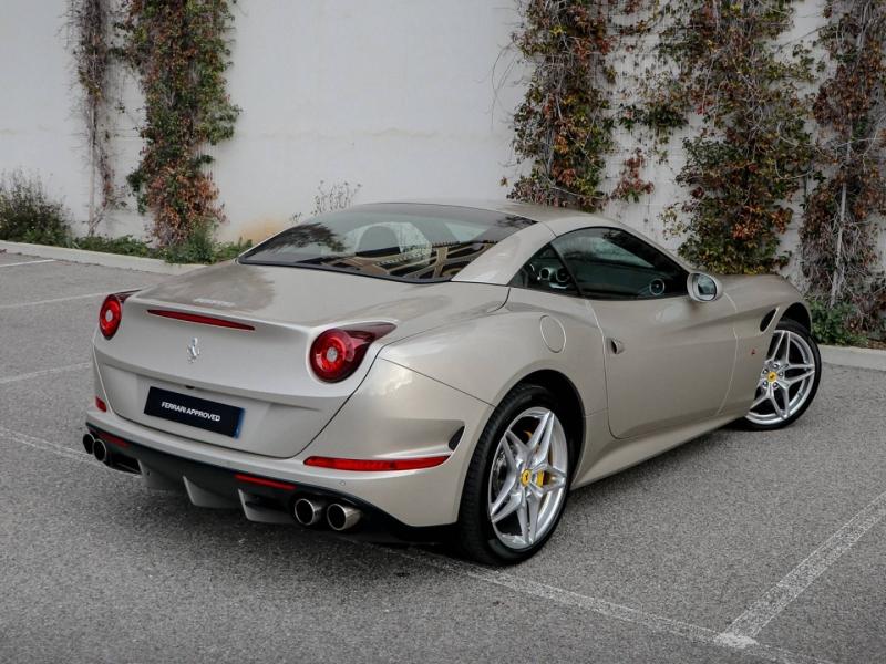 Image FERRARI CALIFORNIA T
