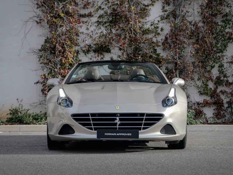 Image FERRARI CALIFORNIA T