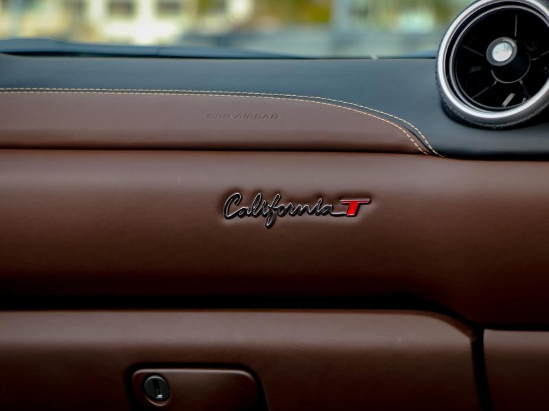 Image FERRARI CALIFORNIA T
