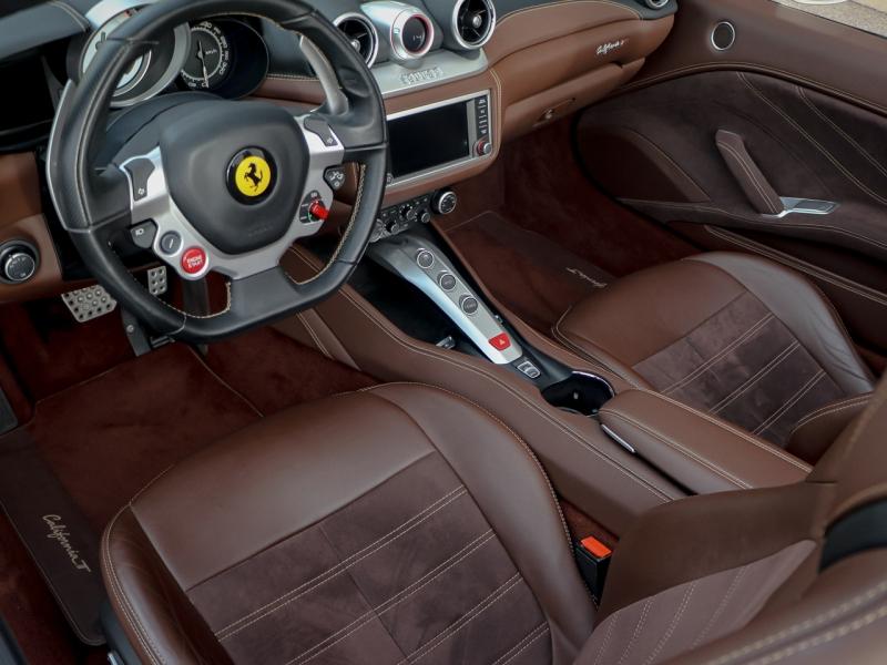 Image FERRARI CALIFORNIA T