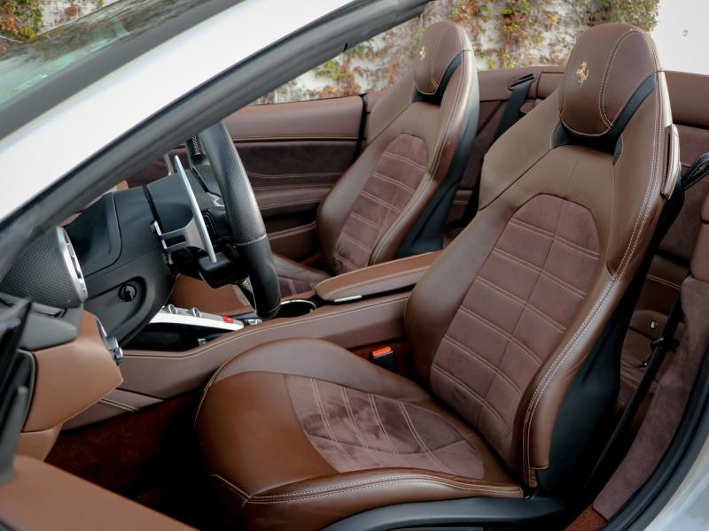 Image FERRARI CALIFORNIA T