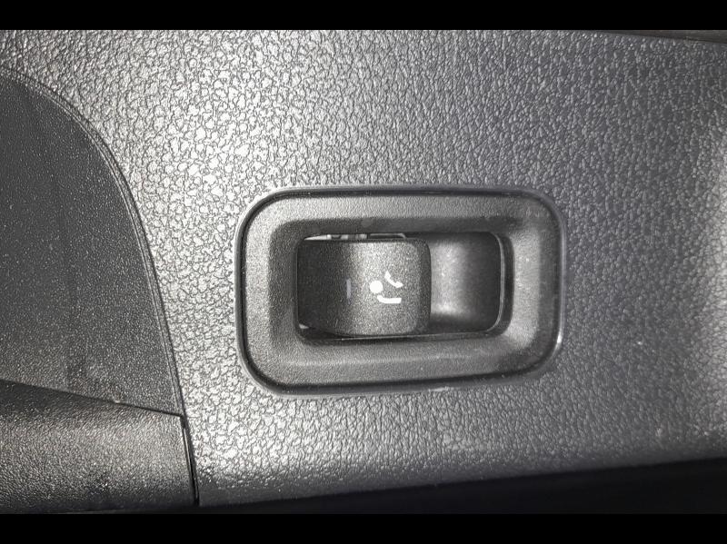 Image MERCEDES-BENZ CLA Shooting Brake 250 e 160+102ch AMG Line 8G-DCT