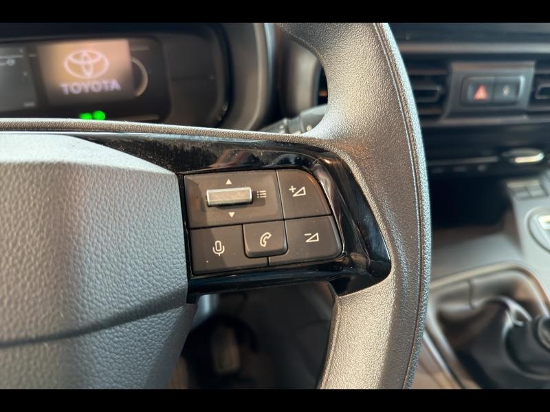 Image TOYOTA PROACE CITY Medium 100 D-4D Active RC21