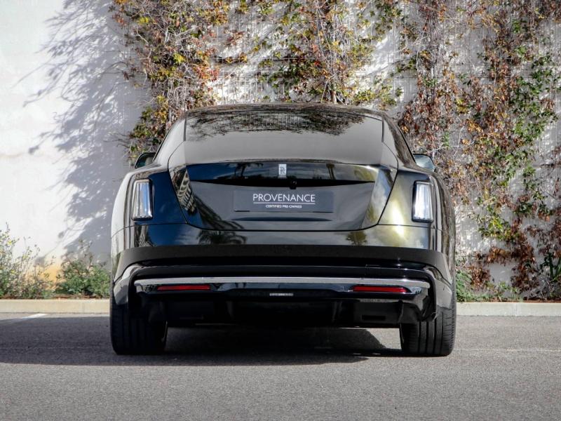 Image ROLLS-ROYCE Spectre SILVER BADGE